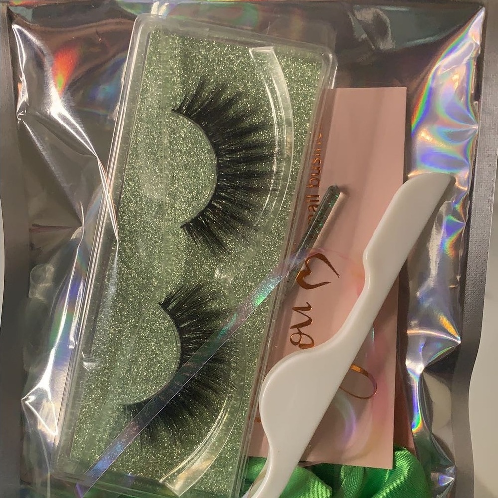 Lash Bundle